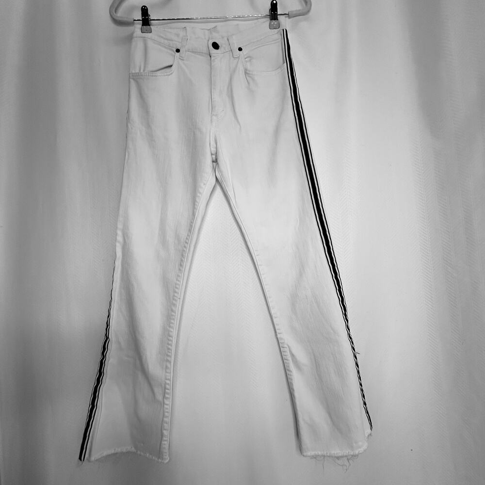 6397 bootcut white jeans size 27